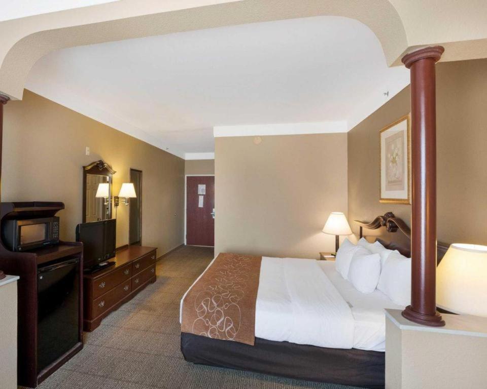 Comfort Suites Plainview Exteriör bild